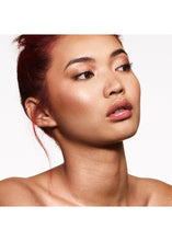 Load image into Gallery viewer, Fenty Beauty Diamond Bomb All-Over Diamond Veil