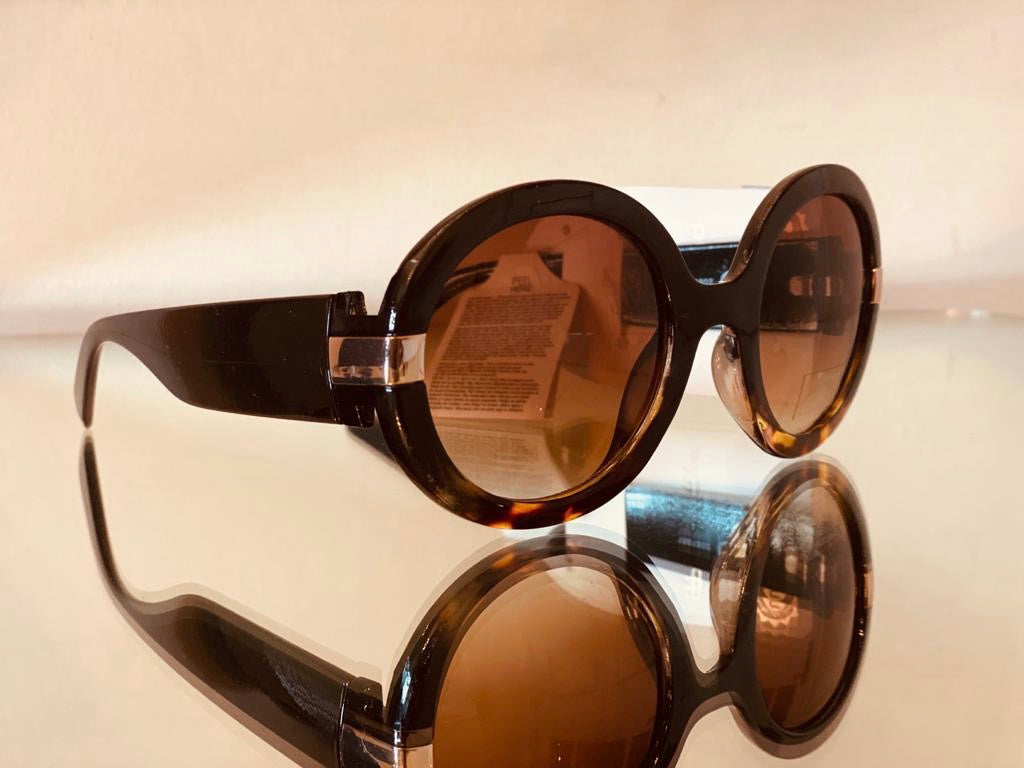 Tortoise Shell Round Sunglasses