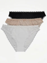 Load image into Gallery viewer, High Leg Knickers 3 Pack
